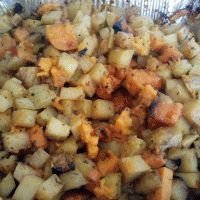 קוביות תפוחי אדמה ובטטה בצ'ילי מתוק